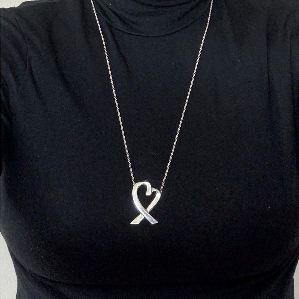 Tiffany & Co. Silver Paloma Picasso Loving Heart Pendant Necklace -LARGE - Picture 8 of 8